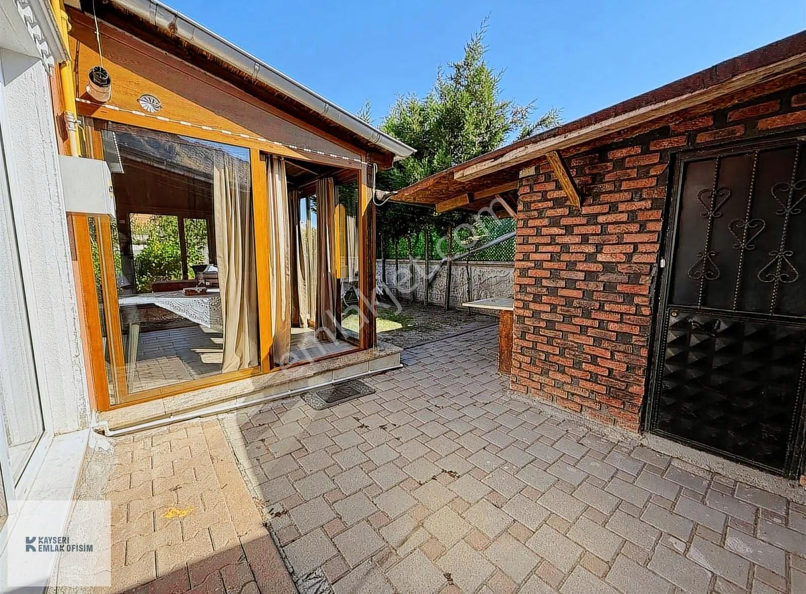 Emlak Ofisimden Altınoluk Mah. 100 M2 Butik 2+1 - Görsel 7