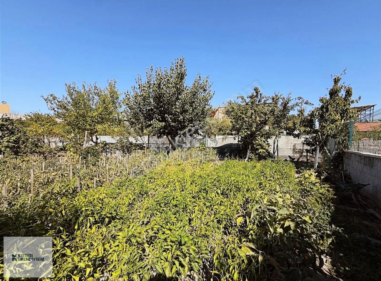 Emlak Ofisimden Altınoluk Mah. 100 M2 Butik 2+1 - Görsel 8