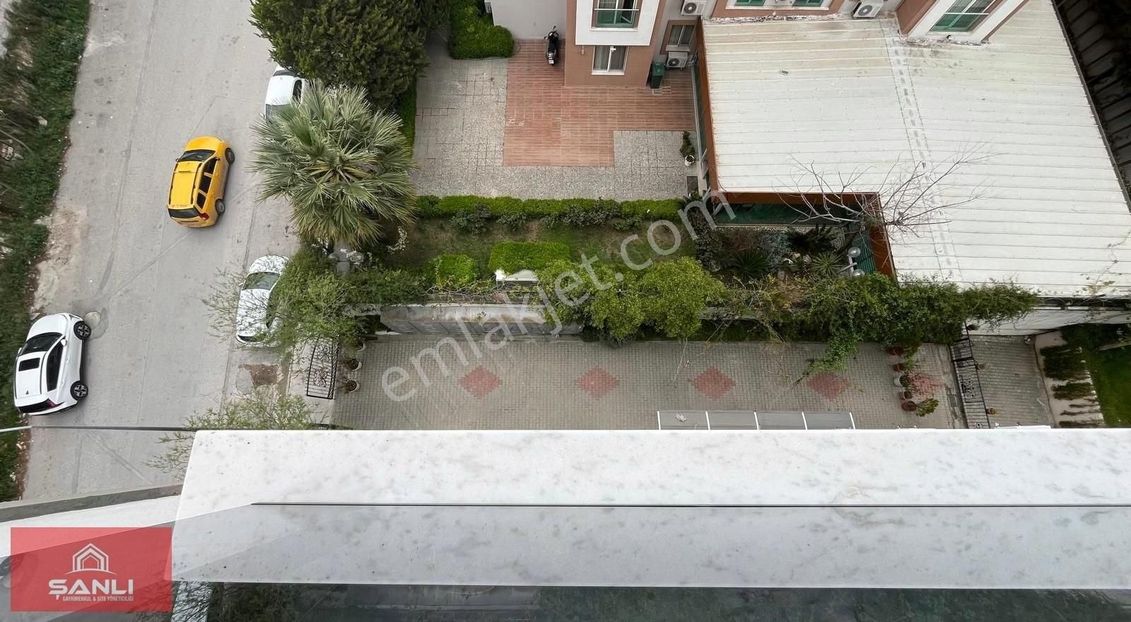 Atatürk Mahallesi 1+1 Eşyalı Residence - Görsel 10