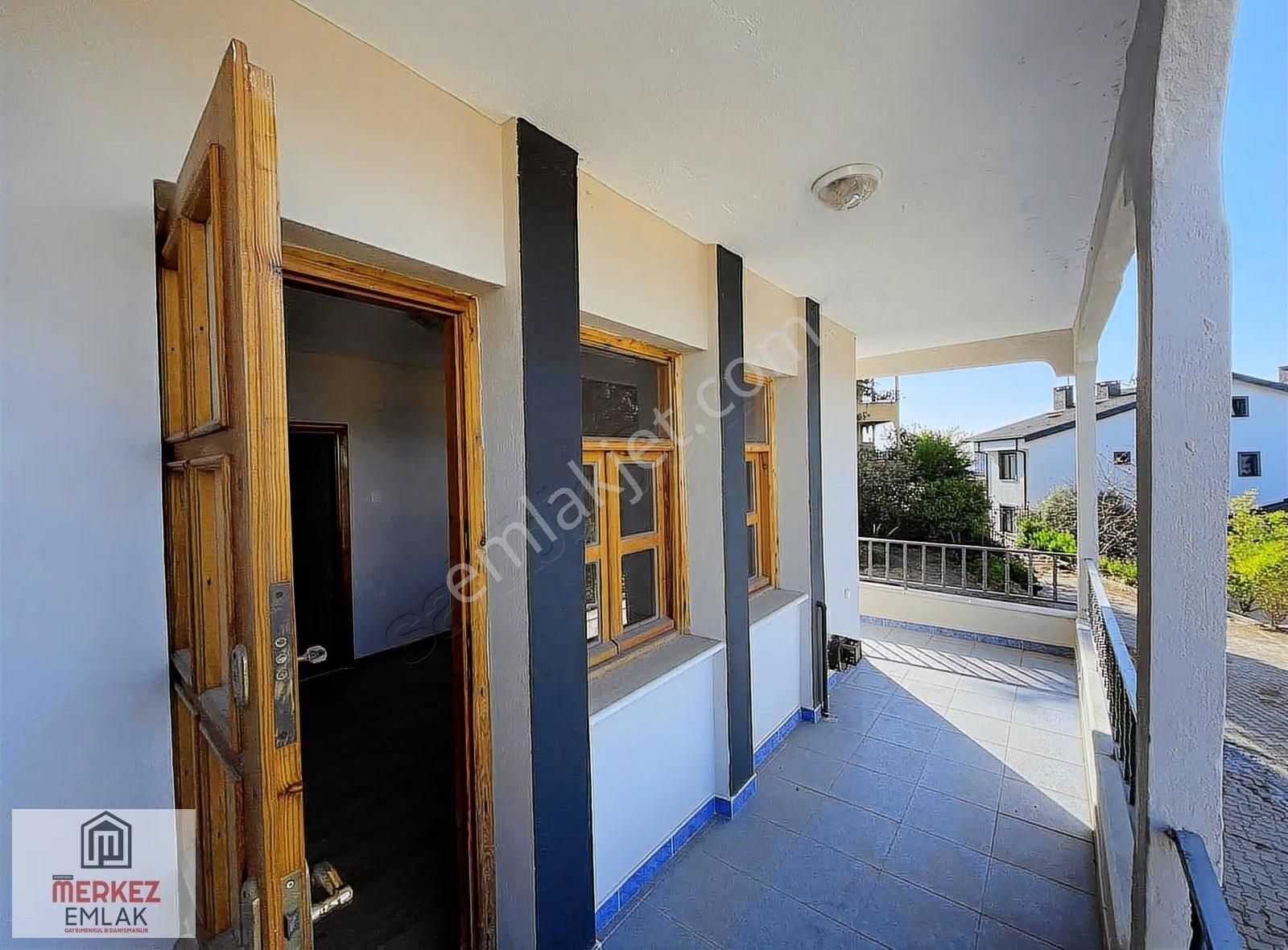 Karamürsel Kayacık Mah.'de Kiralık Full Deniz Manzaralı Villa - Görsel 6