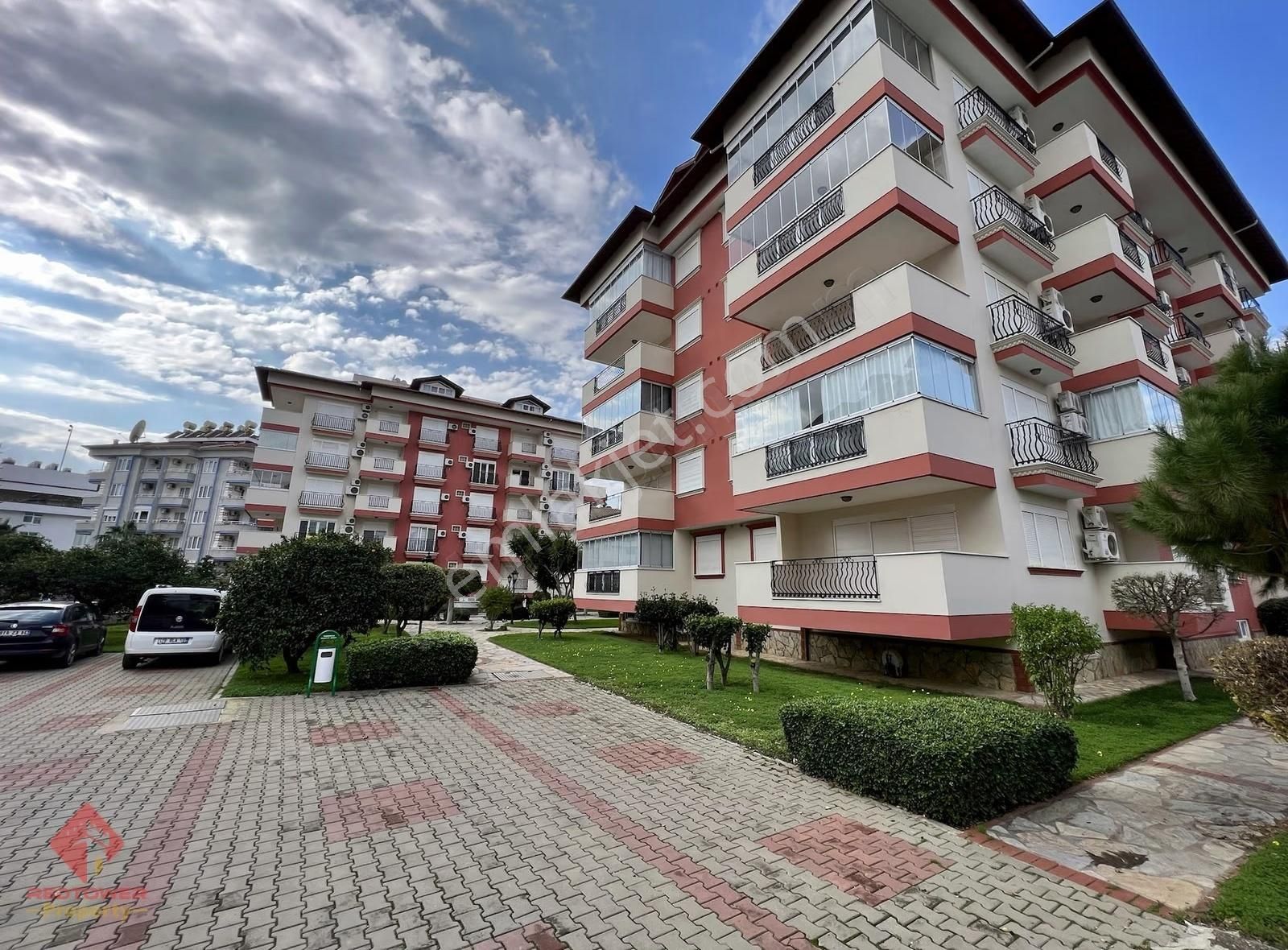 Oba Bölgesinde Denize 700m Mesafede Eşyalı 2+1 Daire - Görsel 3