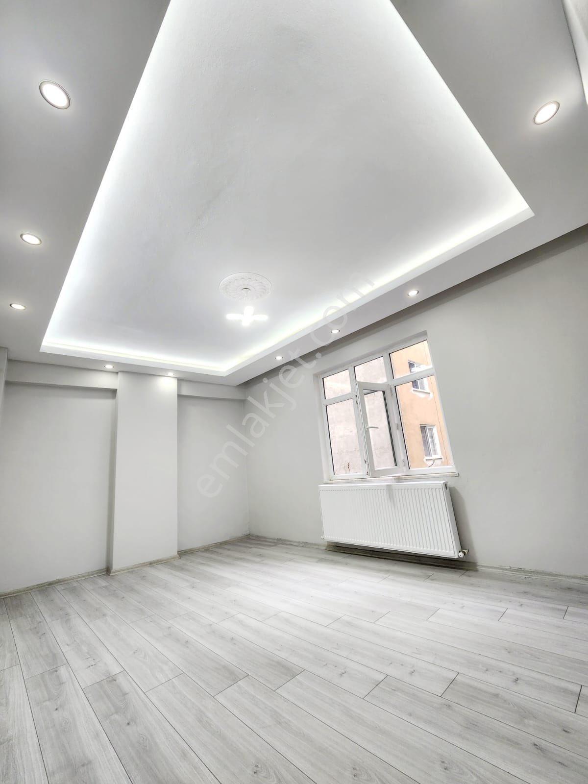 Unkapanında İci Komple Satılık Daire - Görsel 5