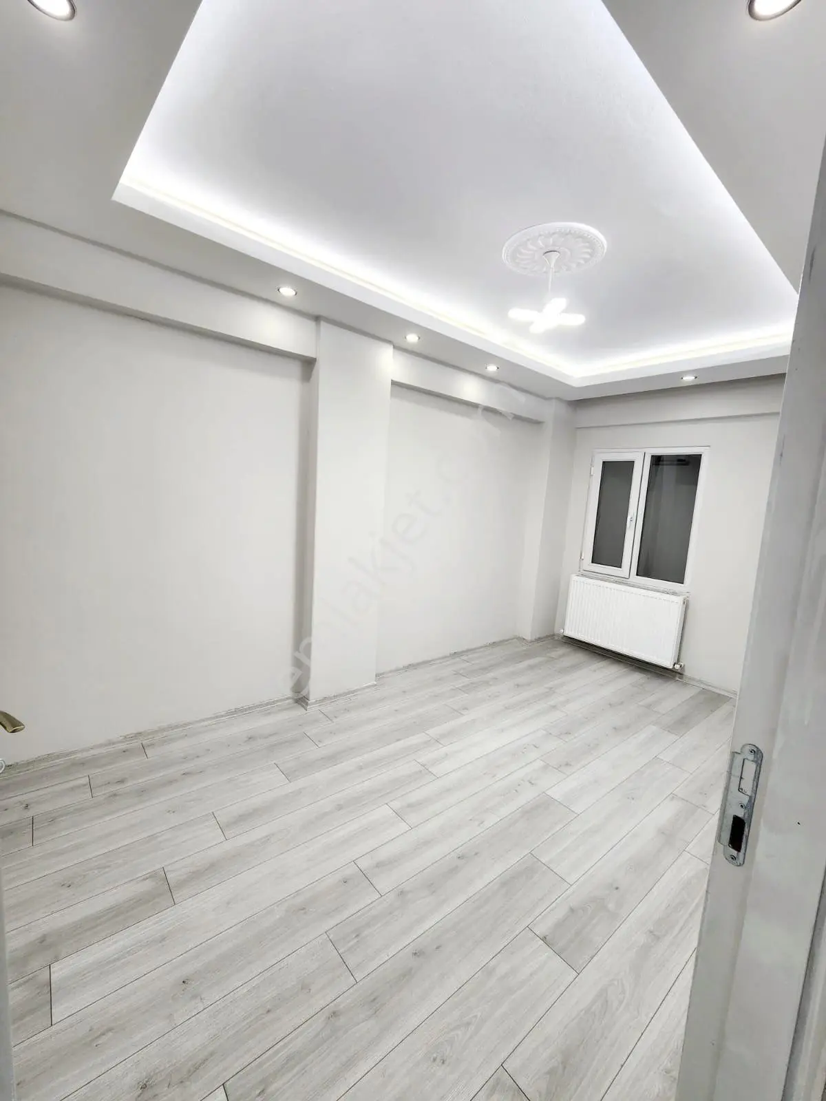 Unkapanında İci Komple Satılık Daire
