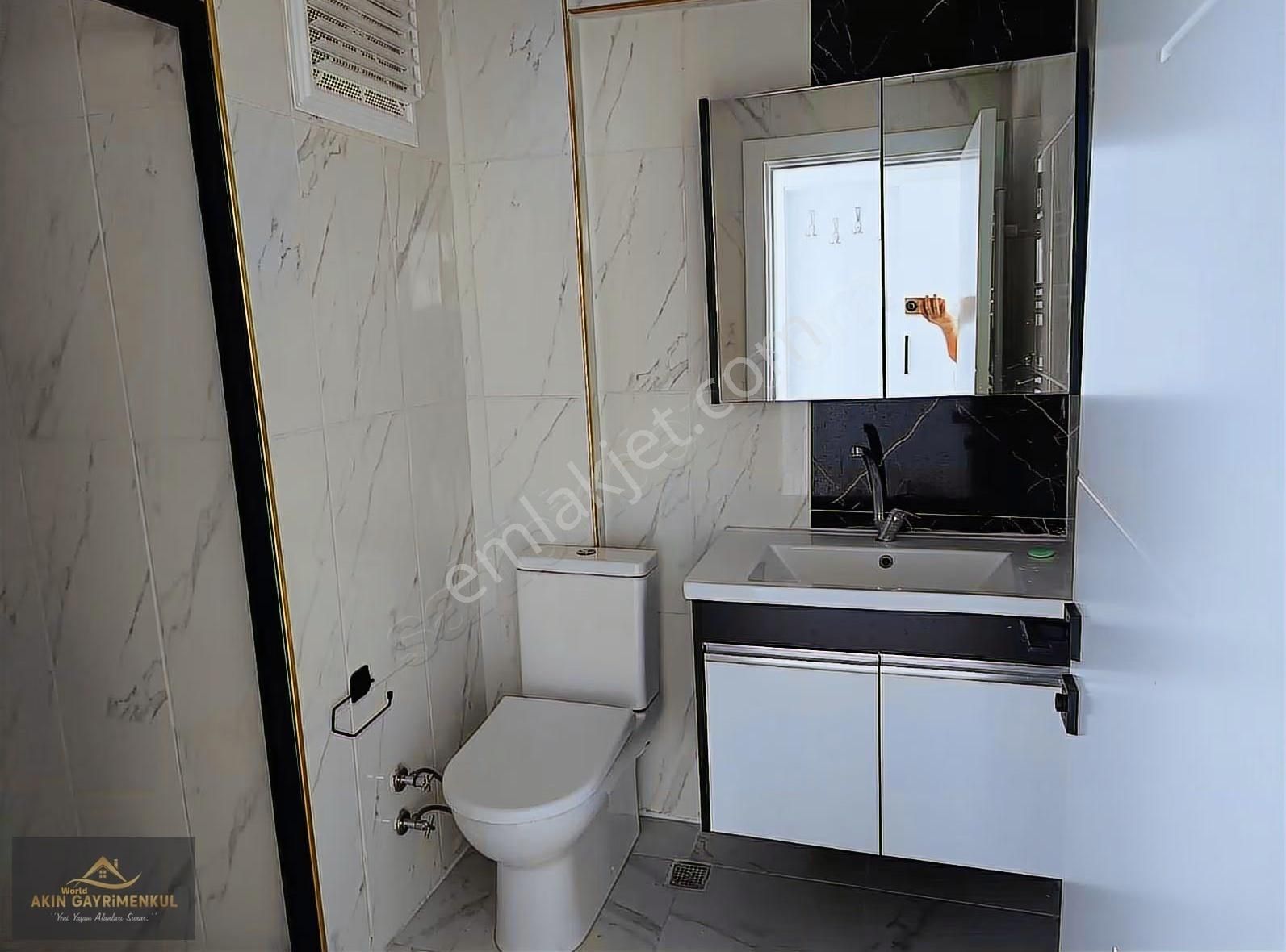 3+1 Ara Katta Lüks Göl Manzaralı Daire - Görsel 17