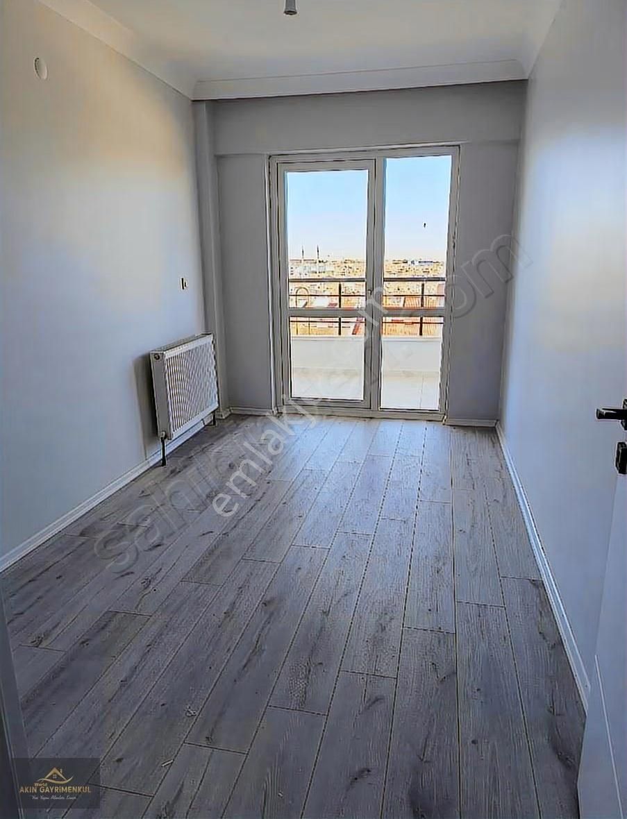 3+1 Ara Katta Lüks Göl Manzaralı Daire - Görsel 19