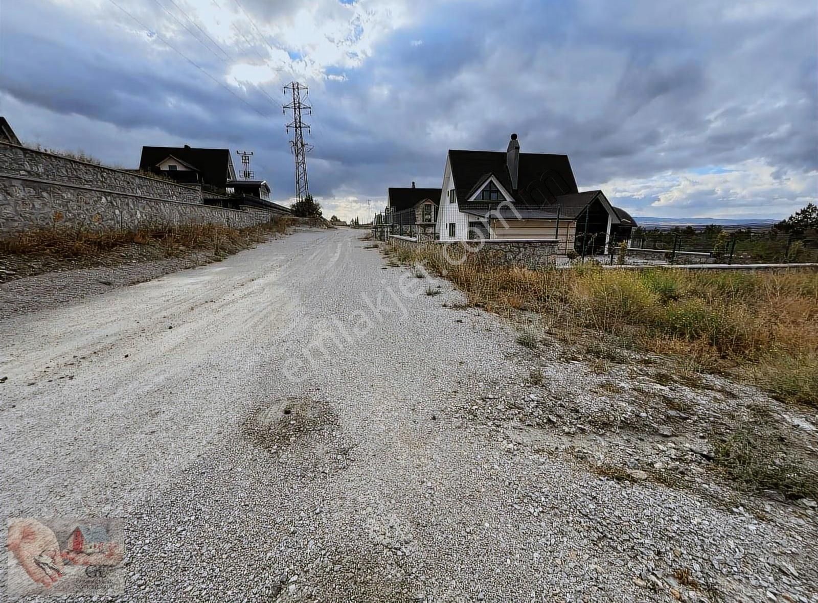 Kahve Orman Cafe Arkasında 1 Dönüm Arsa - Görsel 3