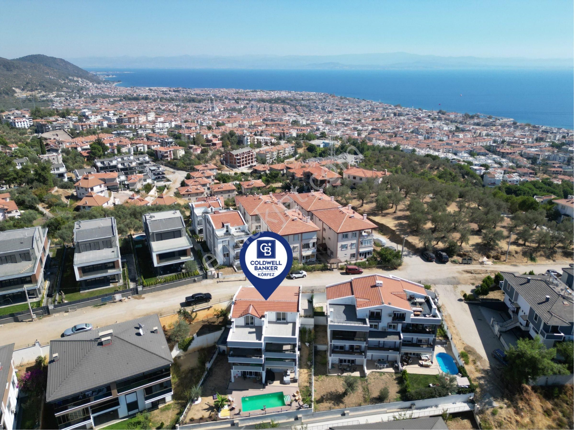 Altınoluk’ta Deniz Ve Kazdağları Manzaralı Bağımsız Girişli Satılık 3+1 Dubleks Daire
