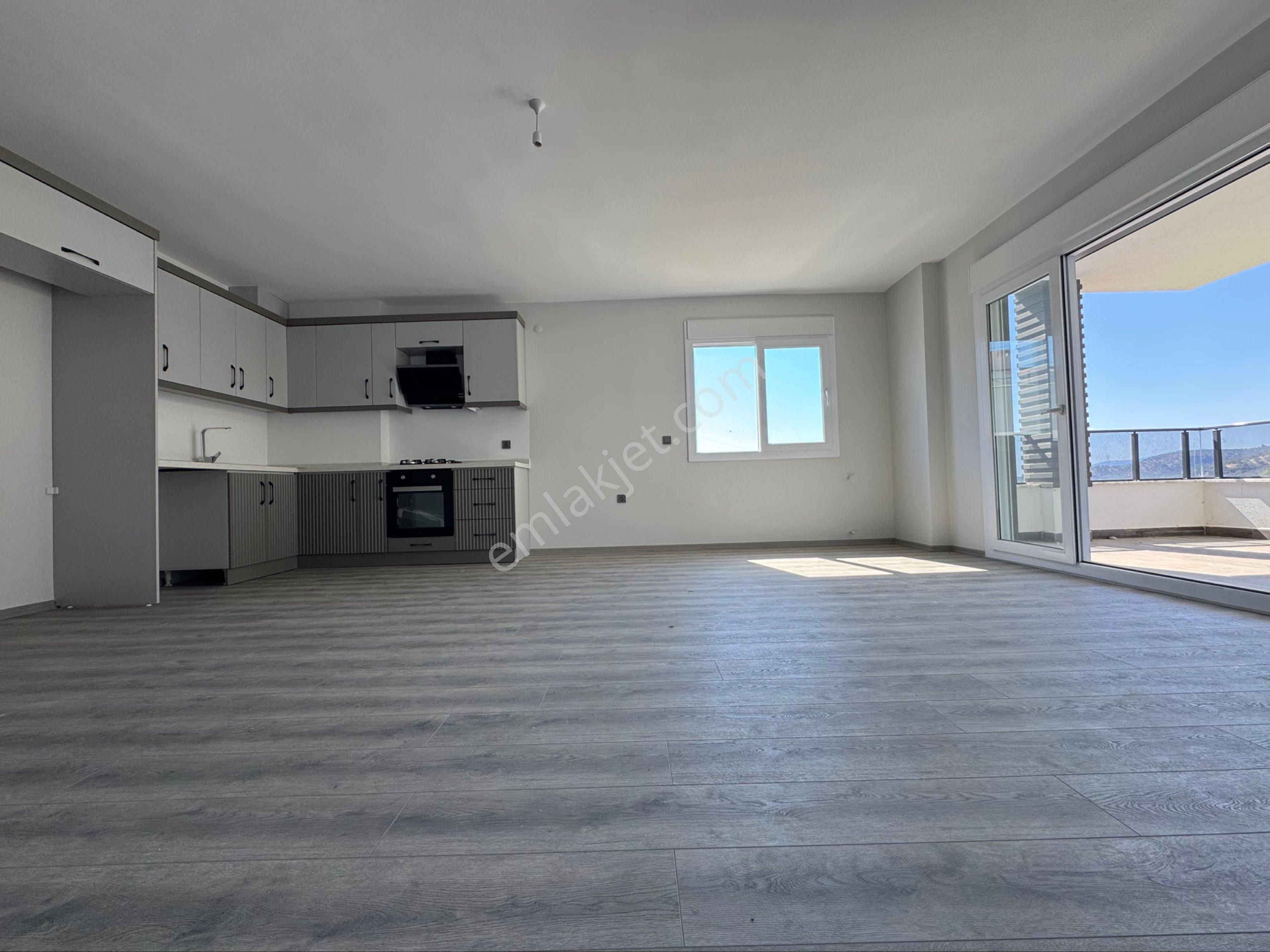 Altınoluk’ta Deniz Ve Kazdağları Manzaralı Bağımsız Girişli Satılık 3+1 Dubleks Daire - Görsel 7