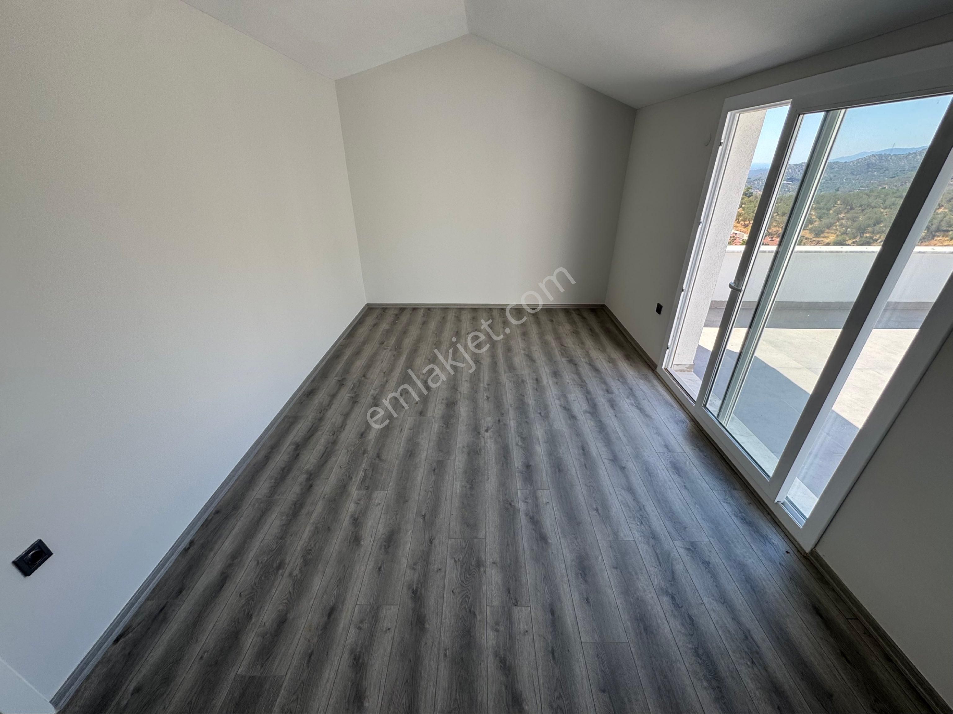 Altınoluk’ta Deniz Ve Kazdağları Manzaralı Bağımsız Girişli Satılık 3+1 Dubleks Daire - Görsel 18