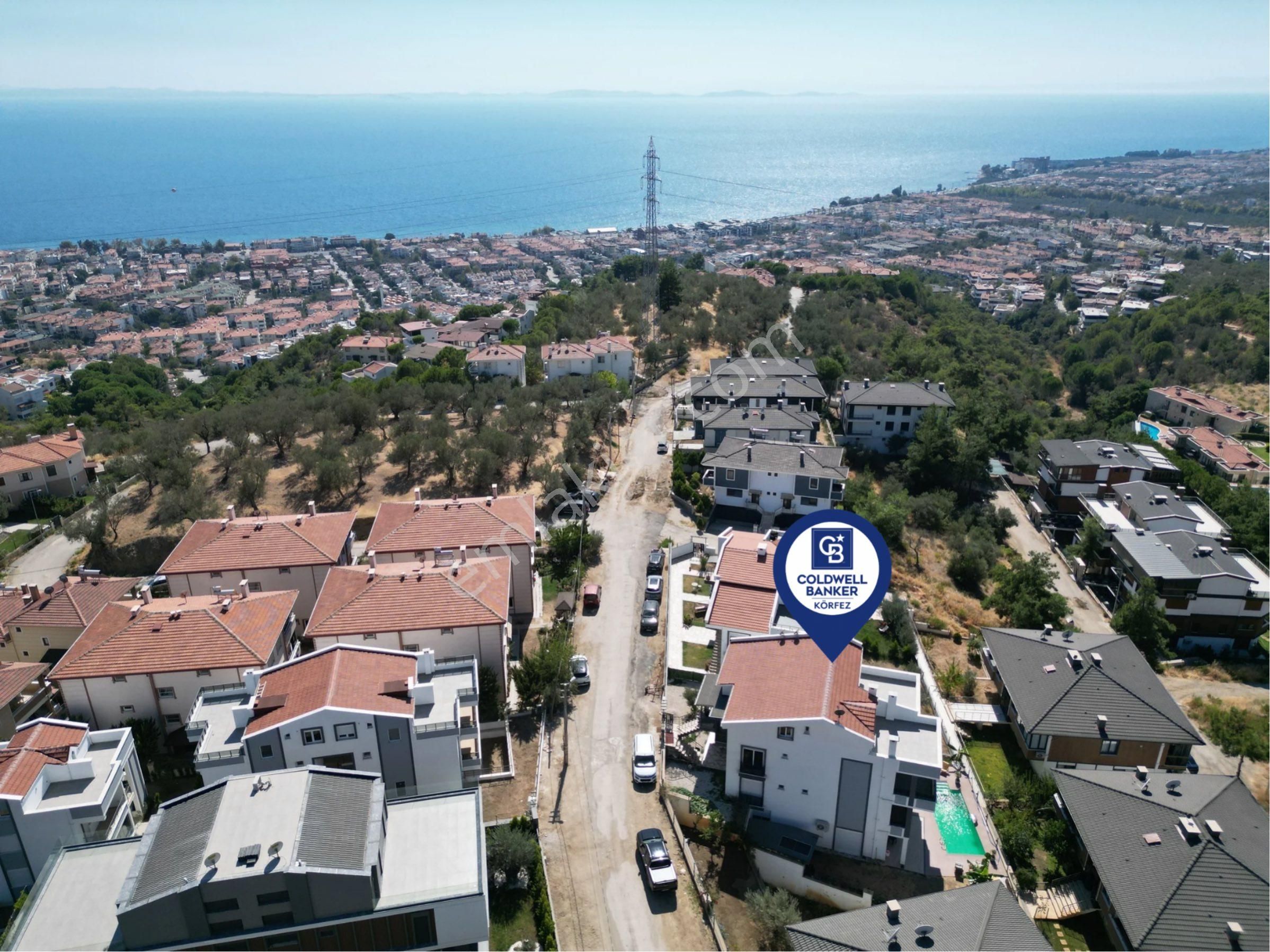 Altınoluk’ta Deniz Ve Kazdağları Manzaralı Bağımsız Girişli Satılık 3+1 Dubleks Daire - Görsel 3