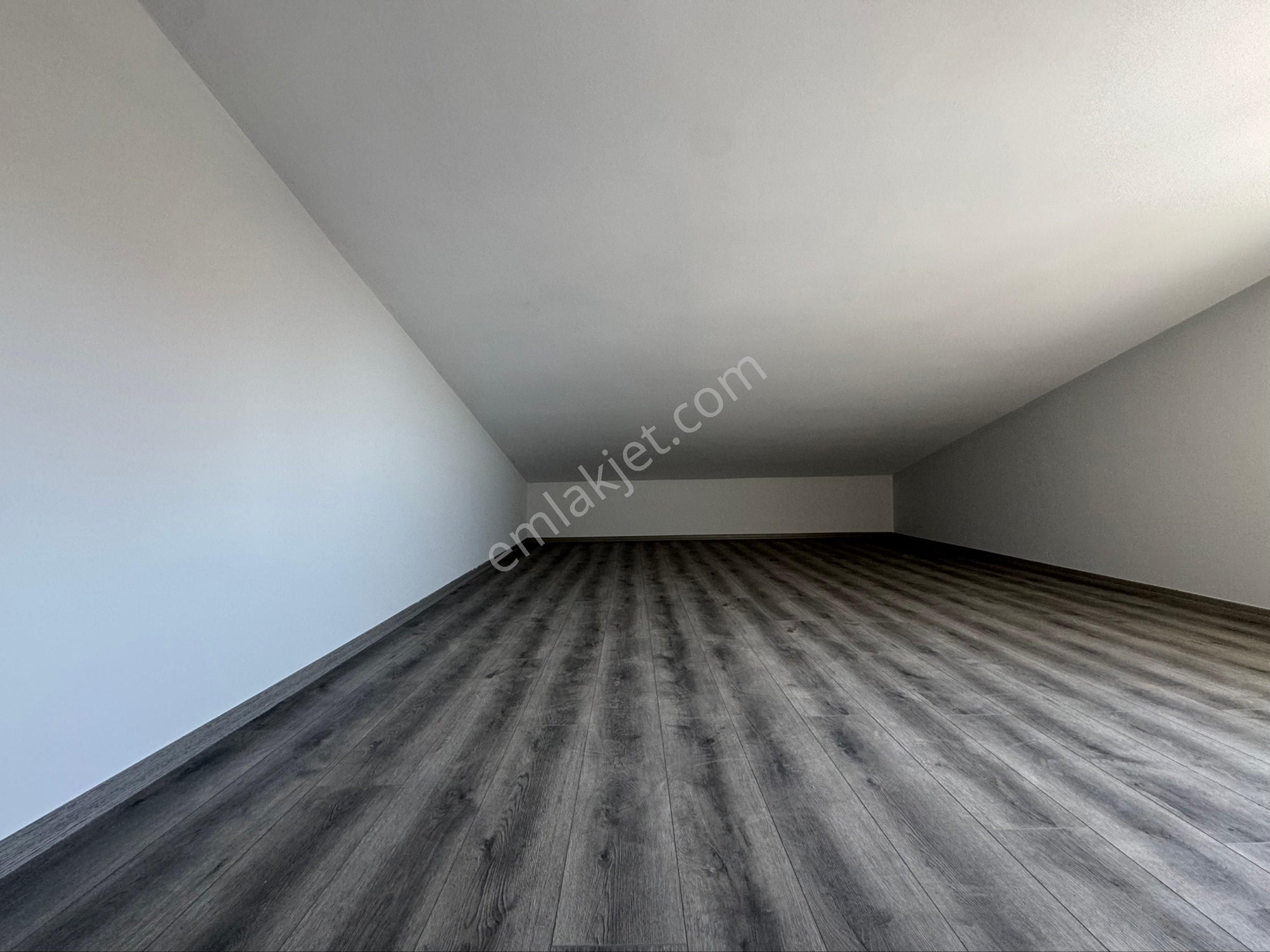 Altınoluk’ta Deniz Ve Kazdağları Manzaralı Bağımsız Girişli Satılık 3+1 Dubleks Daire - Görsel 22
