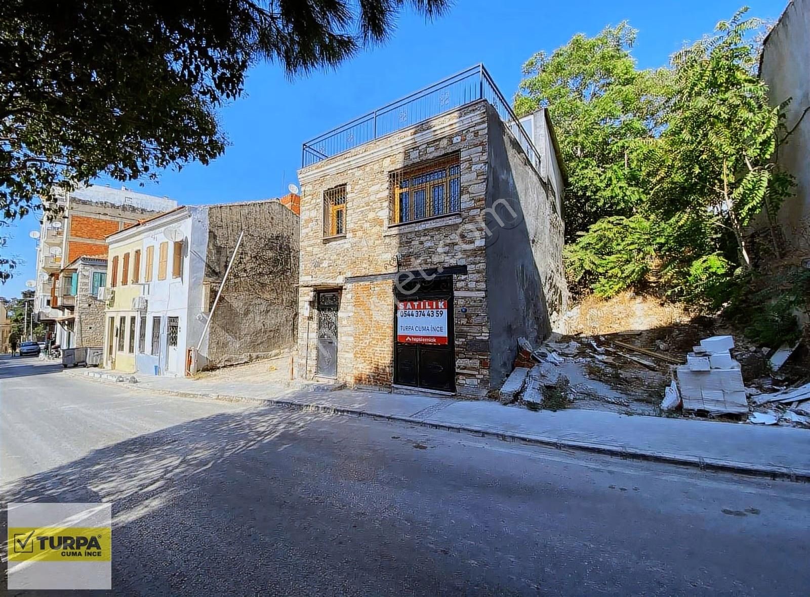 Cuma İnce'den Karataş'ta Körfez Man. 3 Katlı Taş Ev - Görsel 27