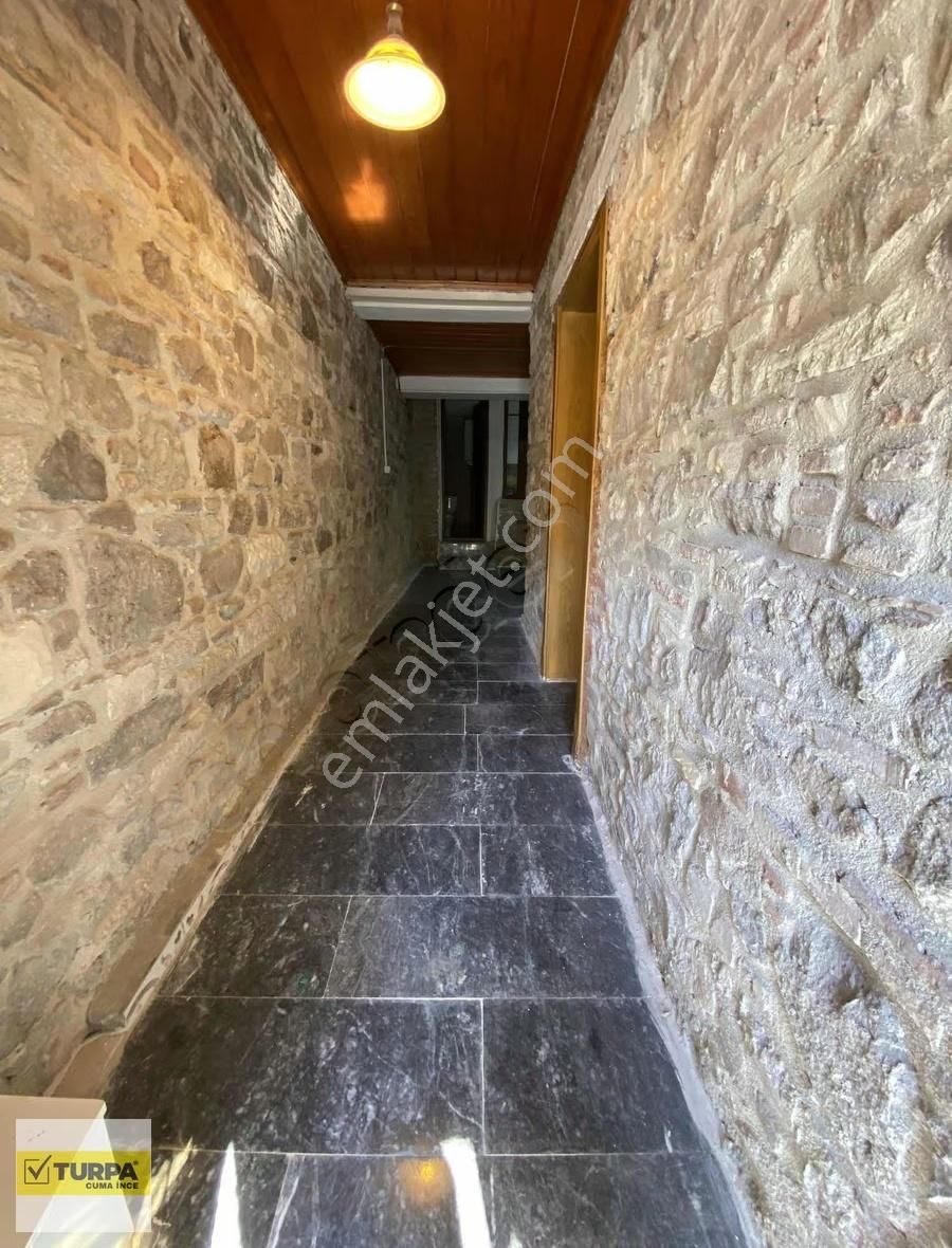 Cuma İnce'den Karataş'ta Körfez Man. 3 Katlı Taş Ev - Görsel 15