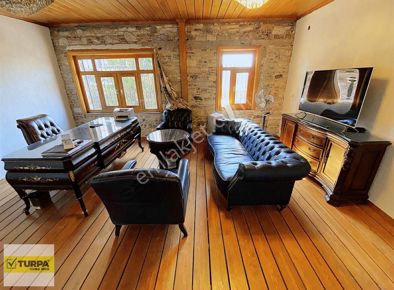 Cuma İnce'den Karataş'ta Körfez Man. 3 Katlı Taş Ev - Görsel 21