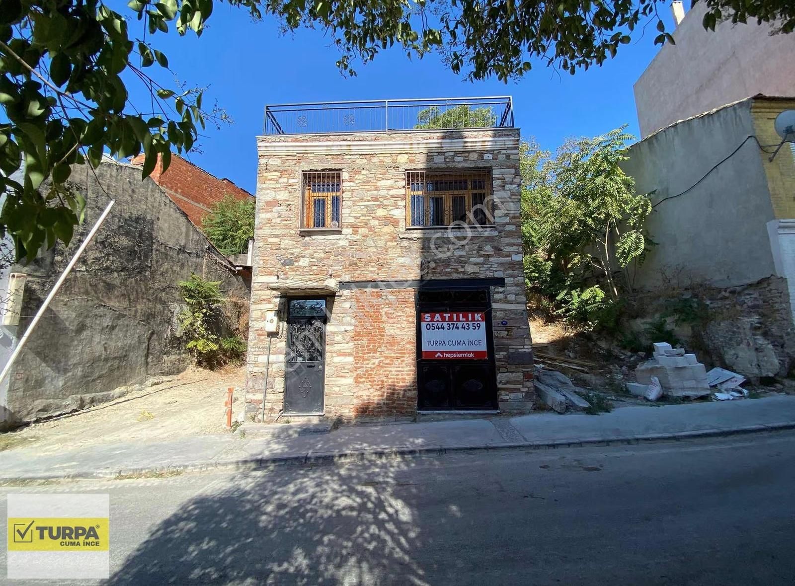 Cuma İnce'den Karataş'ta Körfez Man. 3 Katlı Taş Ev - Görsel 10