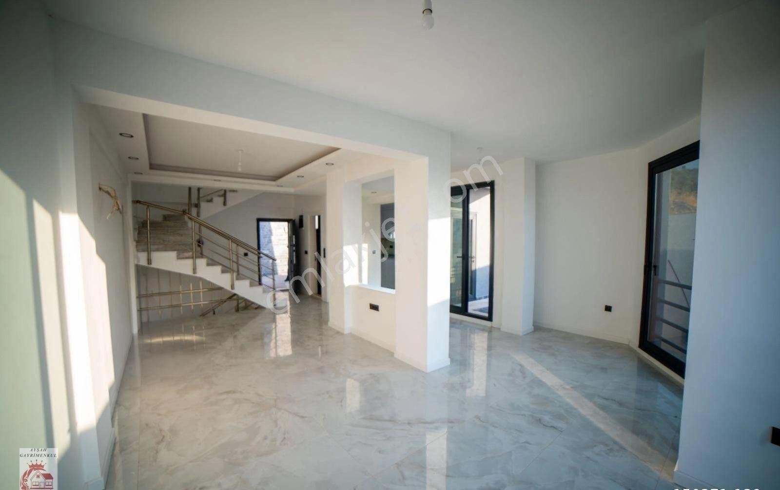 Ayşah'tan Bodrum Adabükü'nde Satılık Yeni Triplex Villa - Görsel 9