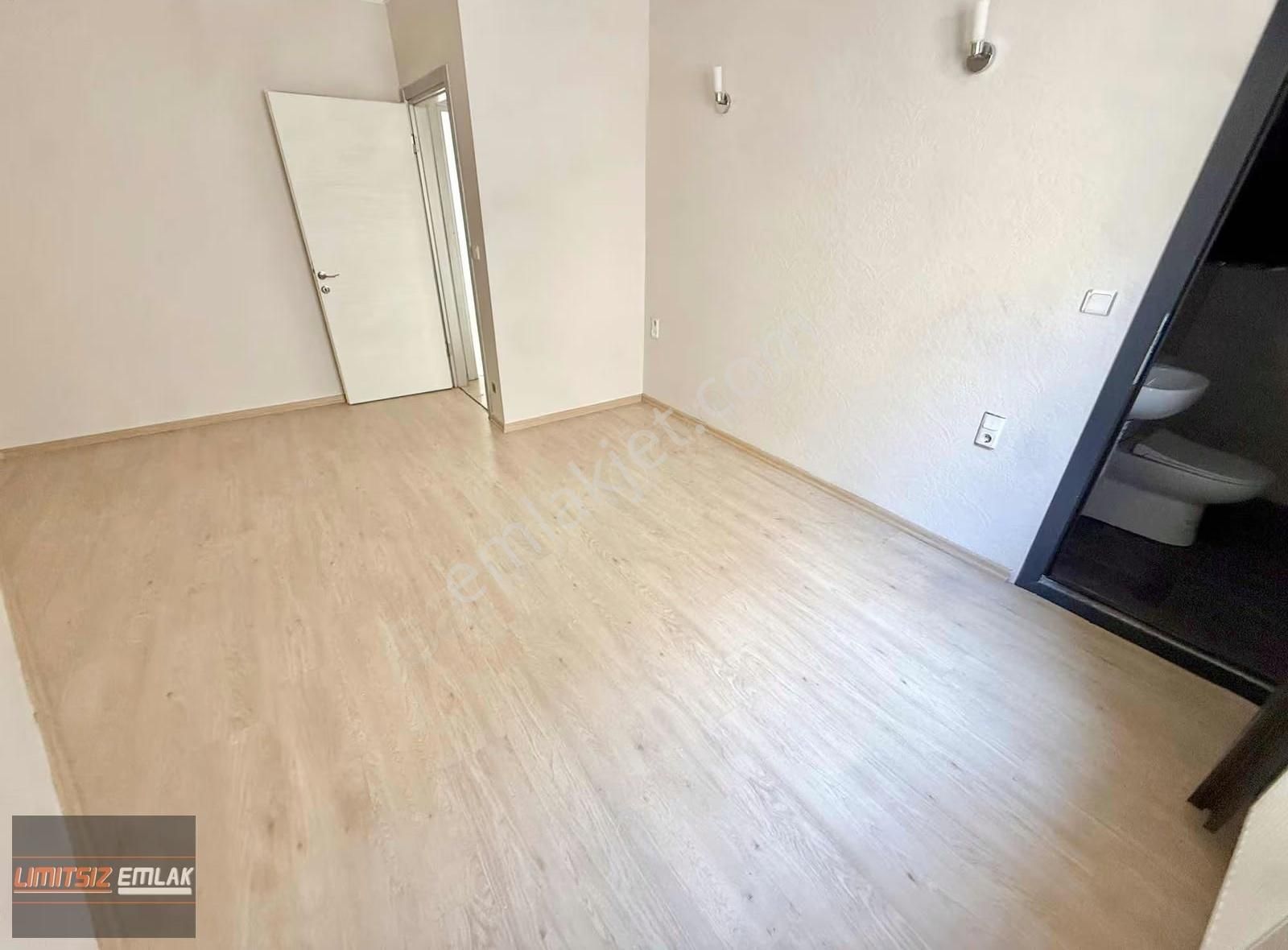 Şemikler Giriş / 3+1 Arakat / Doğalgazlı / Çift Balkon / 2 Banyo - Görsel 11