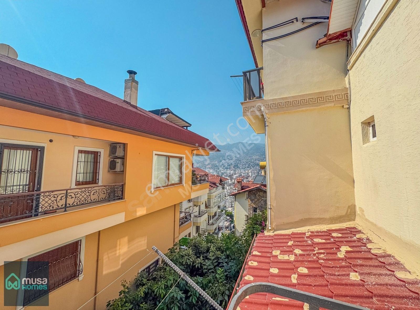 Alanya Kale'de 3 Adet 1+1 Tek Tapuda - Görsel 9