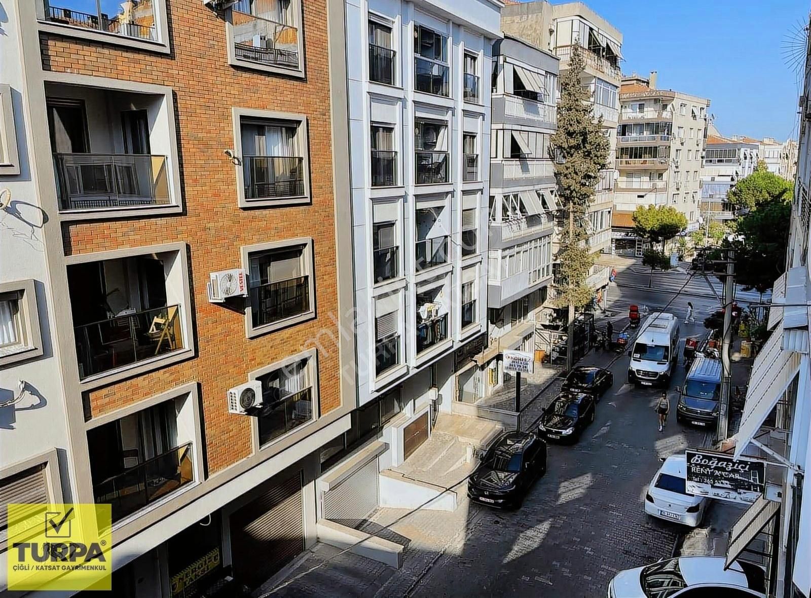 Girne Bulvarı Geniş 2+1 Satılık - Görsel 24