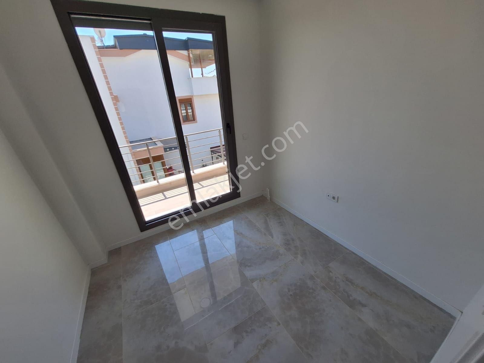 Yetkili Ofis Güre Pera Dan Çamlıbel De Deniz Manzaralı 5+1 Köşe Villa - Görsel 13