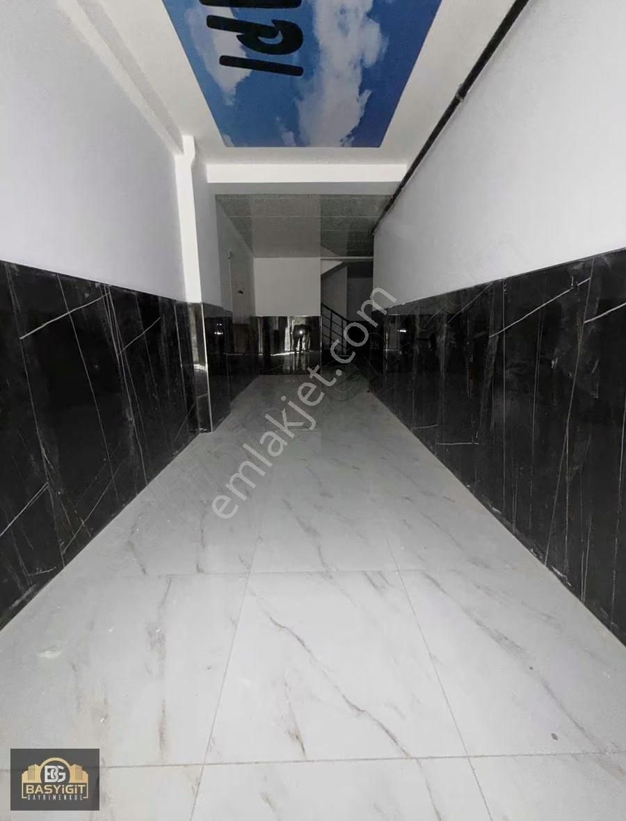 Reşatbey Mah.kırbağlarcami Yakın 4+1,230m2 Dubleks - Görsel 5