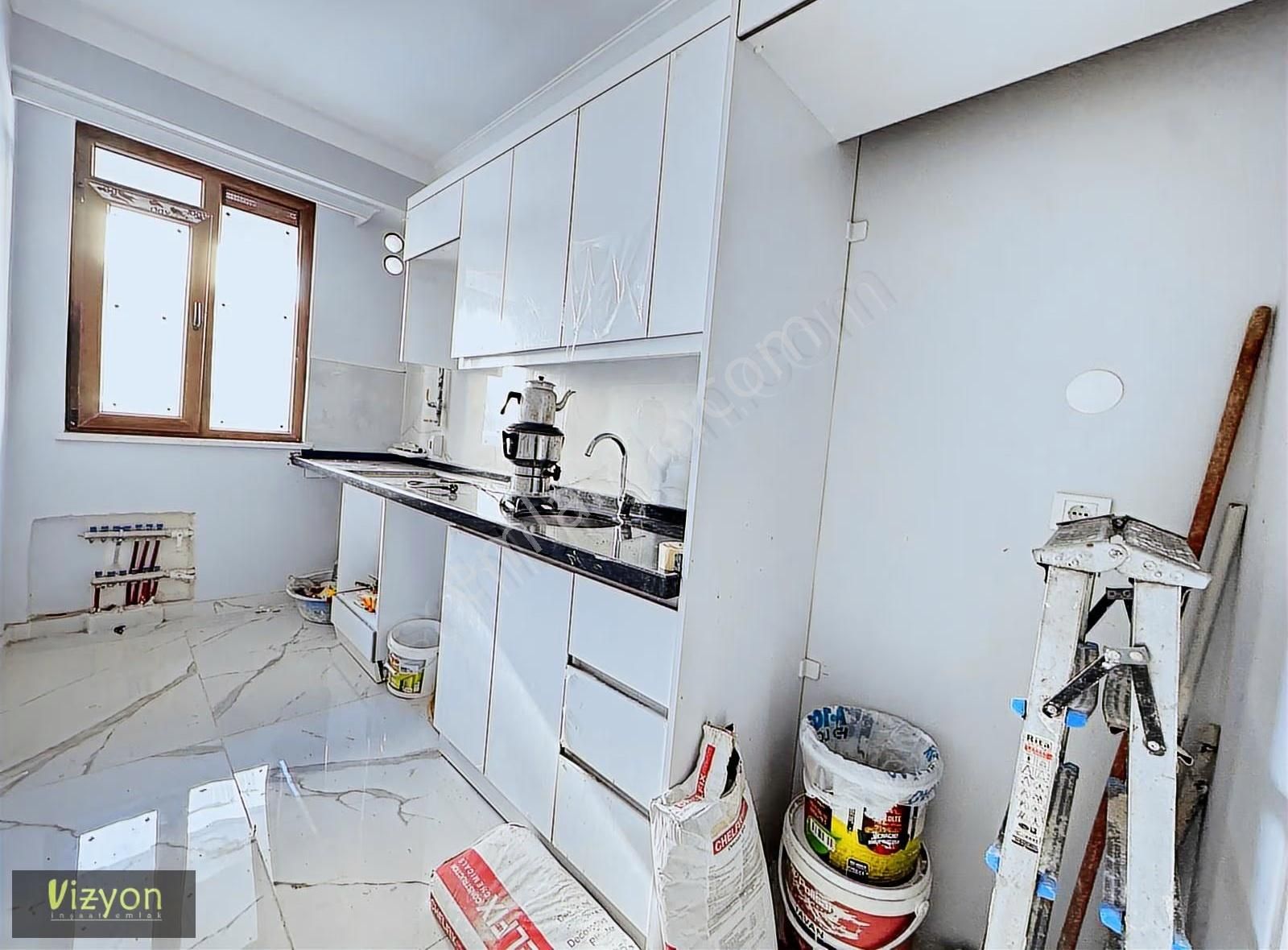 Çekmeköy Alemdağ Mahallesinde Satılık Ferah 2+1 Daire - Görsel 14