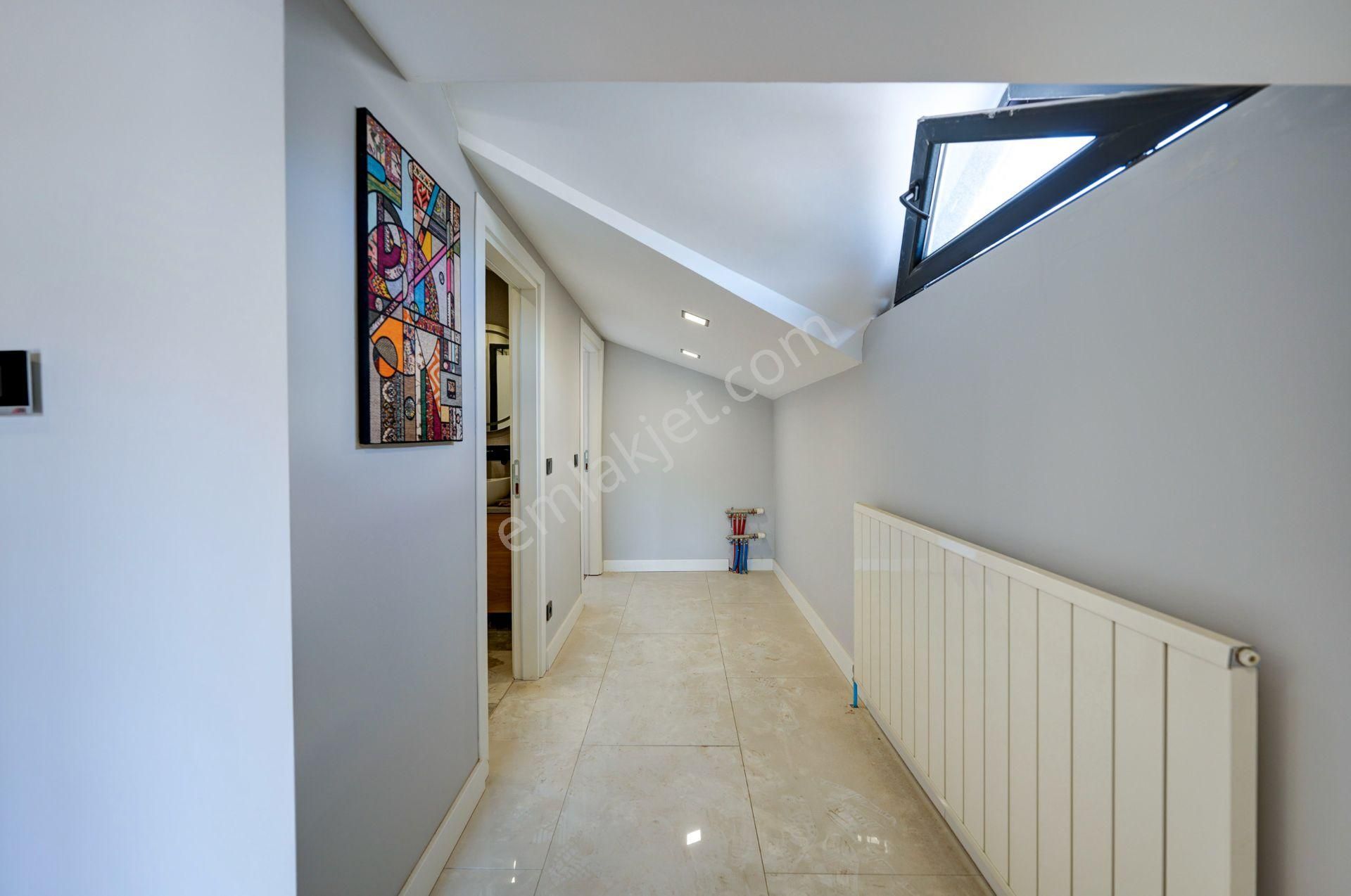 Sarıyer Maden'de Boğaz Manzaralı Satılık 3+1 Çatı Dubleksi - Görsel 4