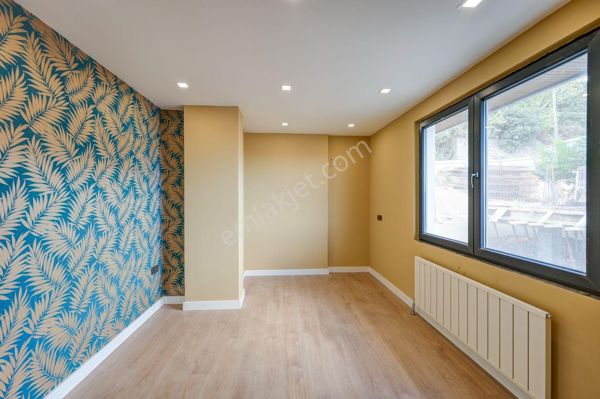 Sarıyer Maden'de Boğaz Manzaralı Satılık 3+1 Çatı Dubleksi - Görsel 26