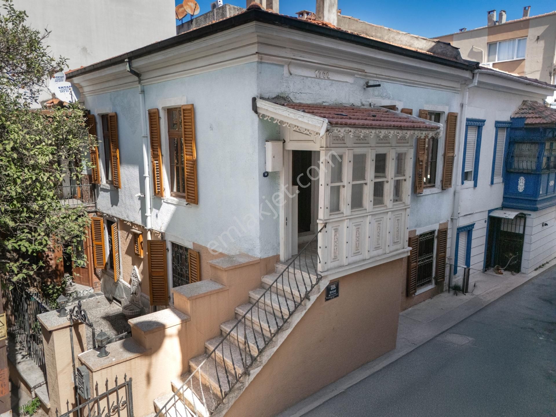 Koleksiyonluk Değer: İzmir Konak Mithatpaşa’da Satılık Rum Evi