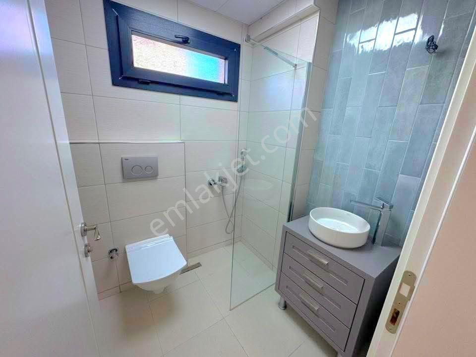 Davutlarda Özel Havuzlu Otoparklı Tek Müstakil Bahçeli Sıfır Villa - Görsel 26