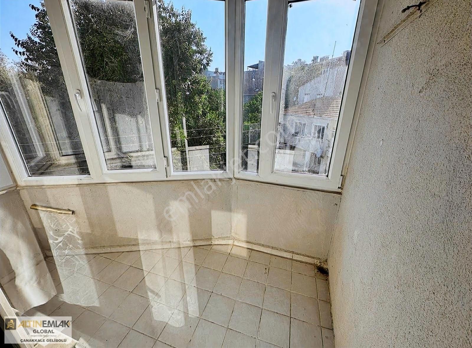 Altın Emlaktan Tercih Edilen Mevkide Ara Kat 3+1 Satılık Daire - Görsel 6