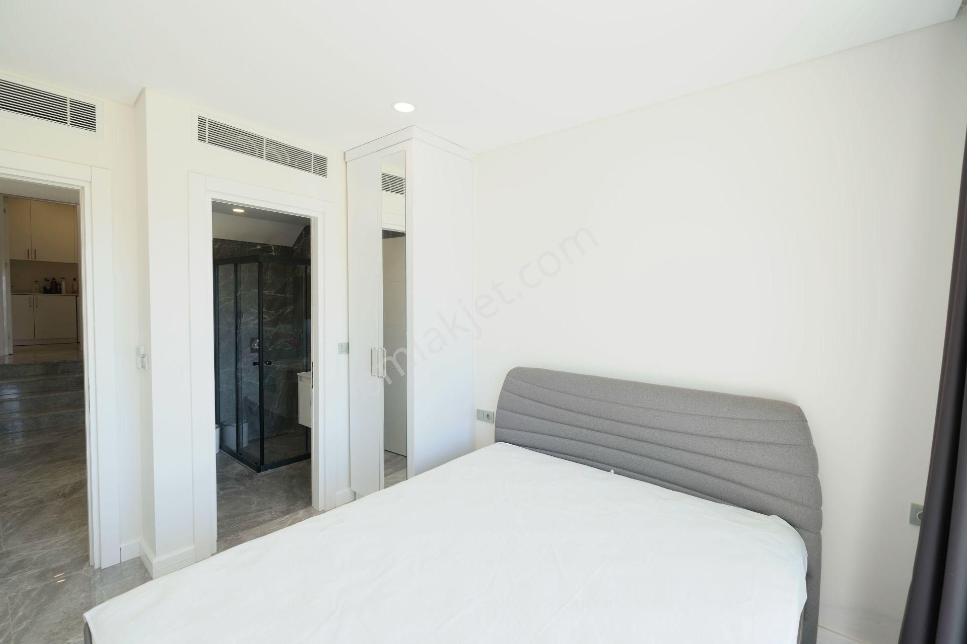 Bodrum'a 20 Km Mesafede Satılık Tam Müstakil 6+1 Villa - Görsel 34