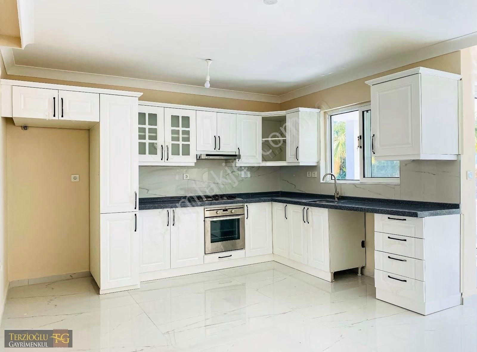 Terzioğlu'ndan Altonolukta Özel Sitede 3+2 Kelepir Villa - Görsel 17