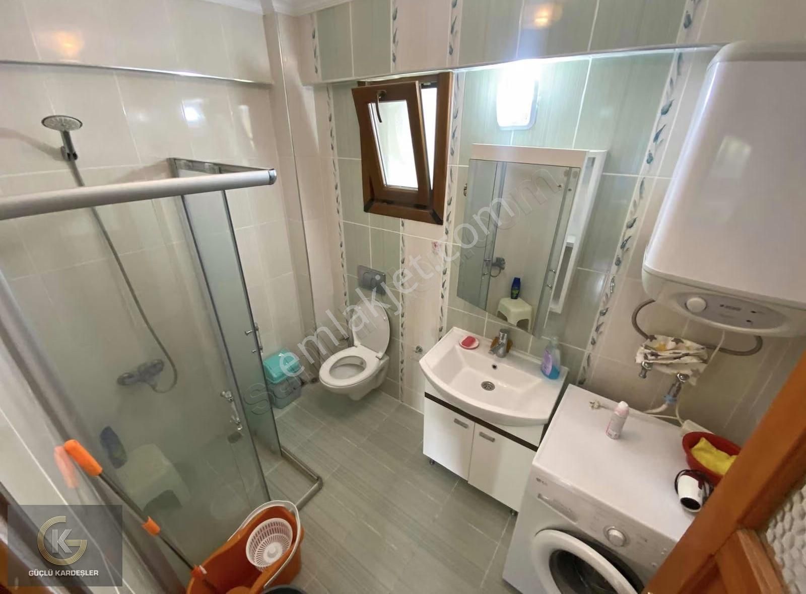 Güçlü Kardeşler Denize 200 Metre Fırsat Manzaralı Villa - Görsel 3