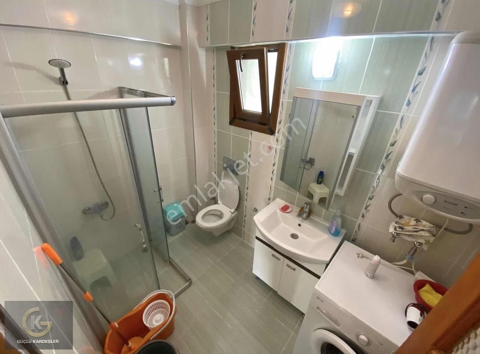 Güçlü Kardeşler Denize 200 Metre Fırsat Manzaralı Villa - Görsel 21