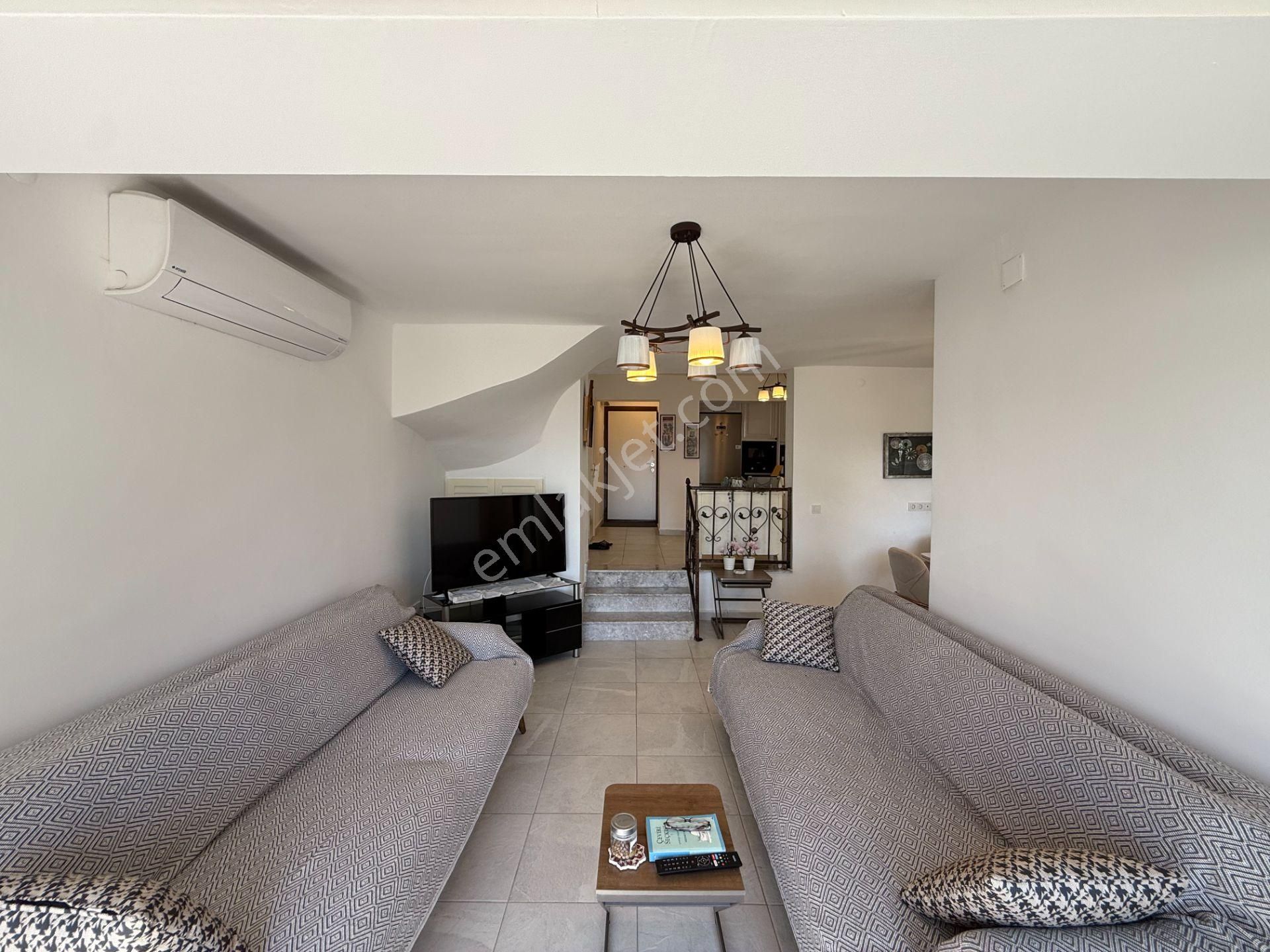 Akyarlar'da Site İçerisinde Deniz Manzaralı Satılık 3+1 - Görsel 16