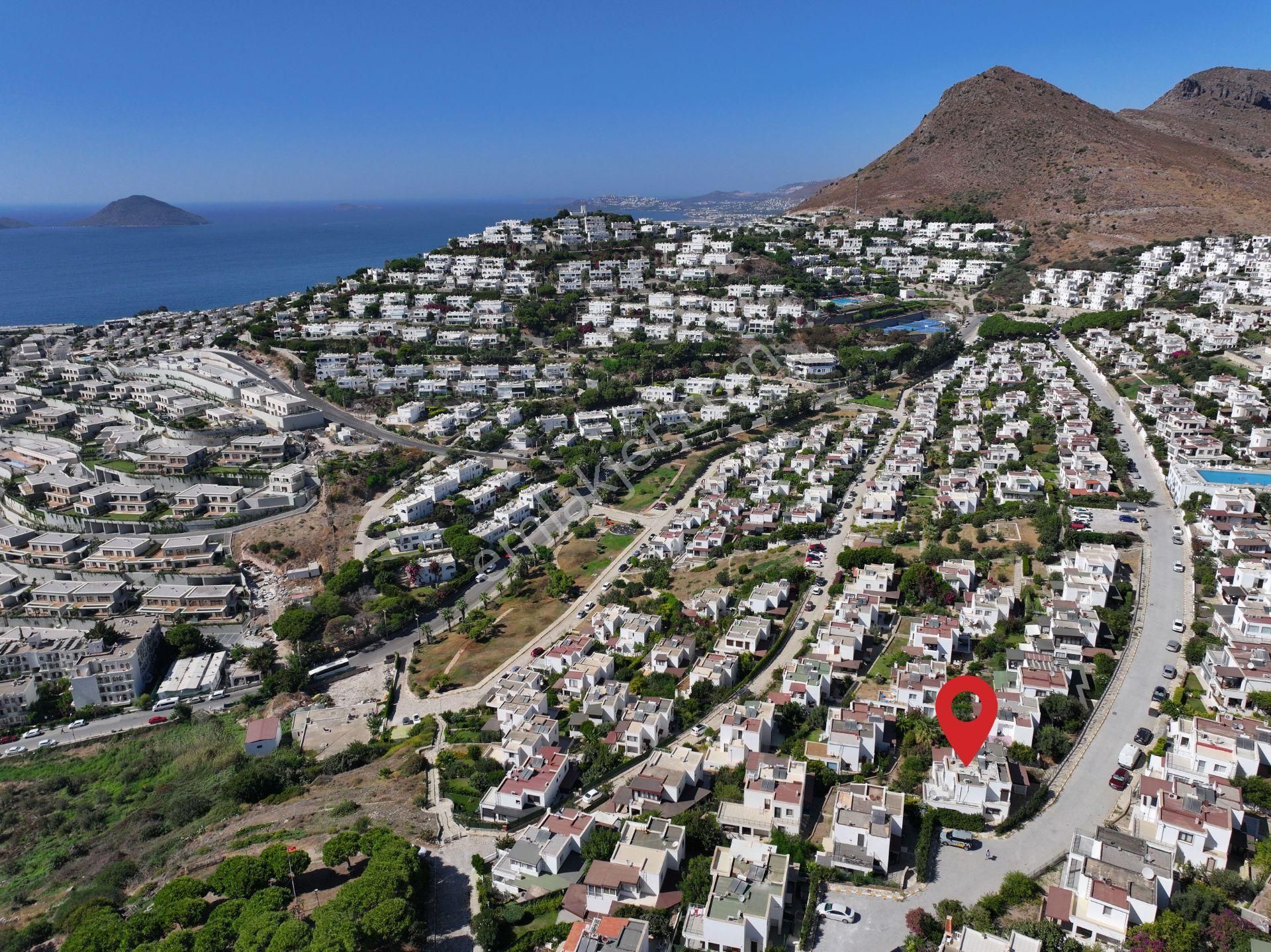 Akyarlar'da Site İçerisinde Deniz Manzaralı Satılık 3+1 - Görsel 6