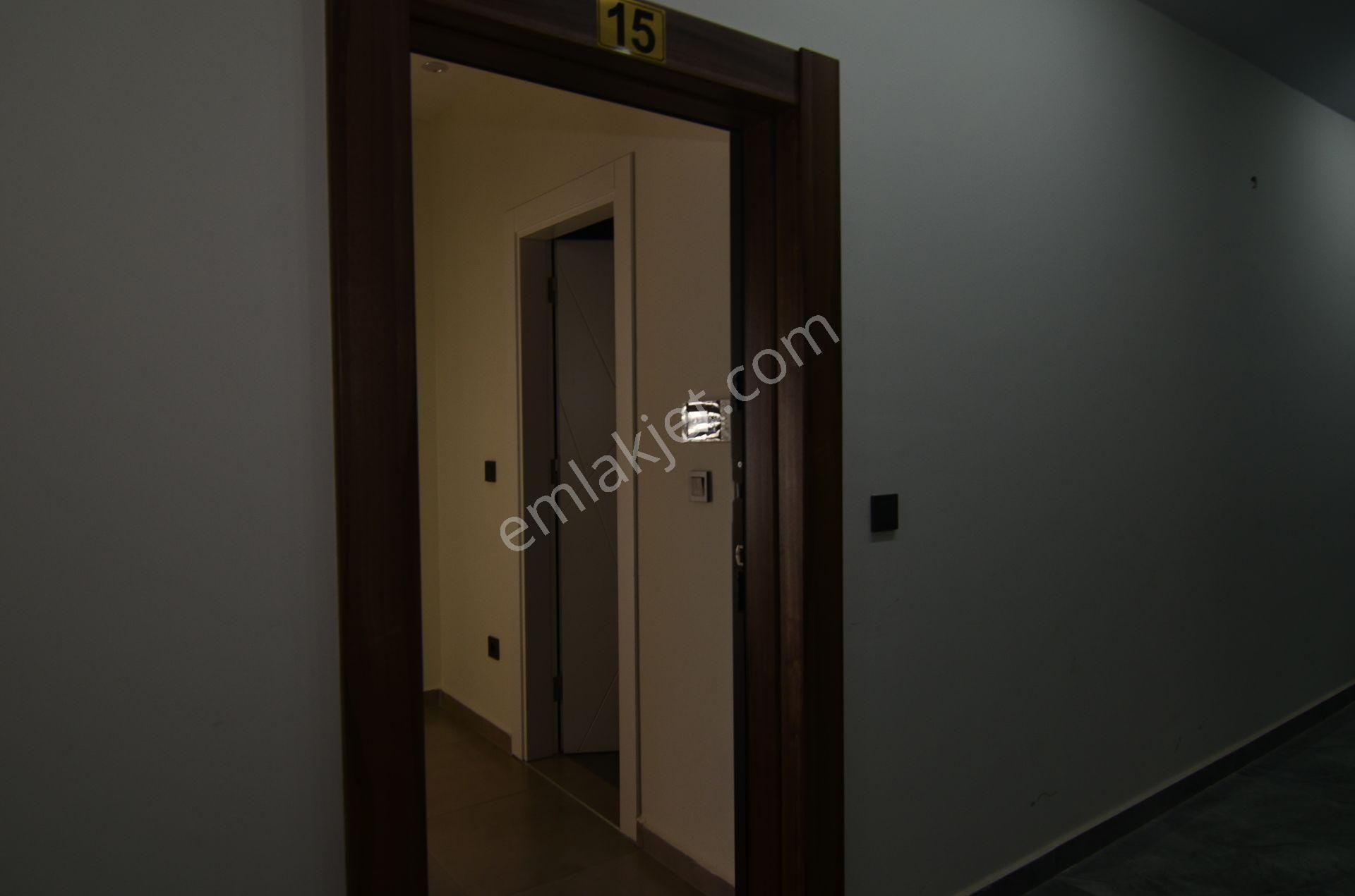 Alanya Mahmutlarda Deniz Manzaralı 1+1 Satılık Daire - Görsel 11