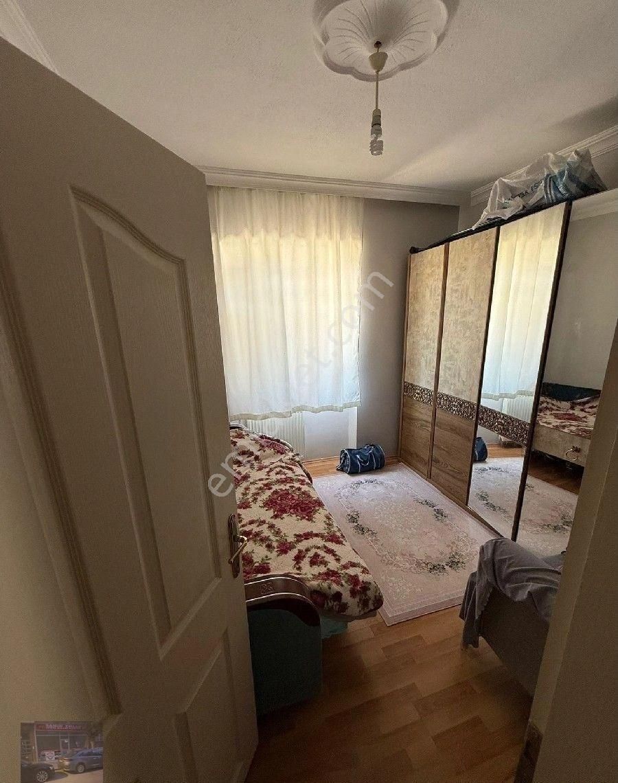 Şehitlik Mahallesi'nde Satılık Daire - Görsel 2