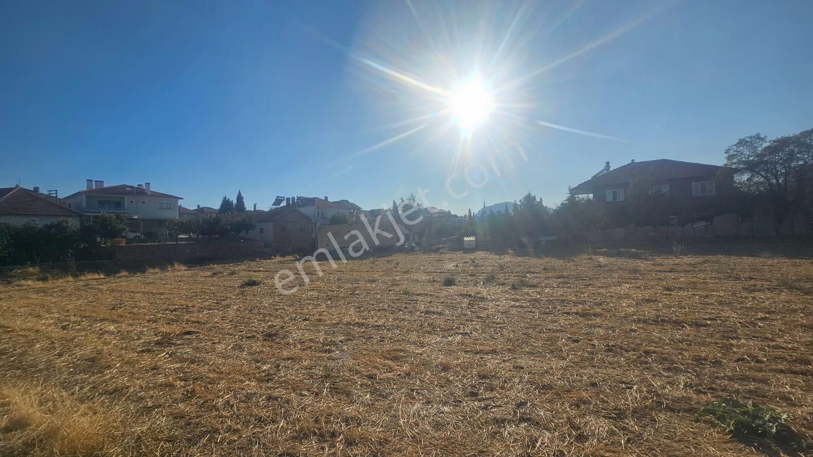 Yuvam Gayrimenkul'den Satılık Uşak Eşme Elvanlar Mah. 702m2 Konut İmarlı Arsa - Görsel 12