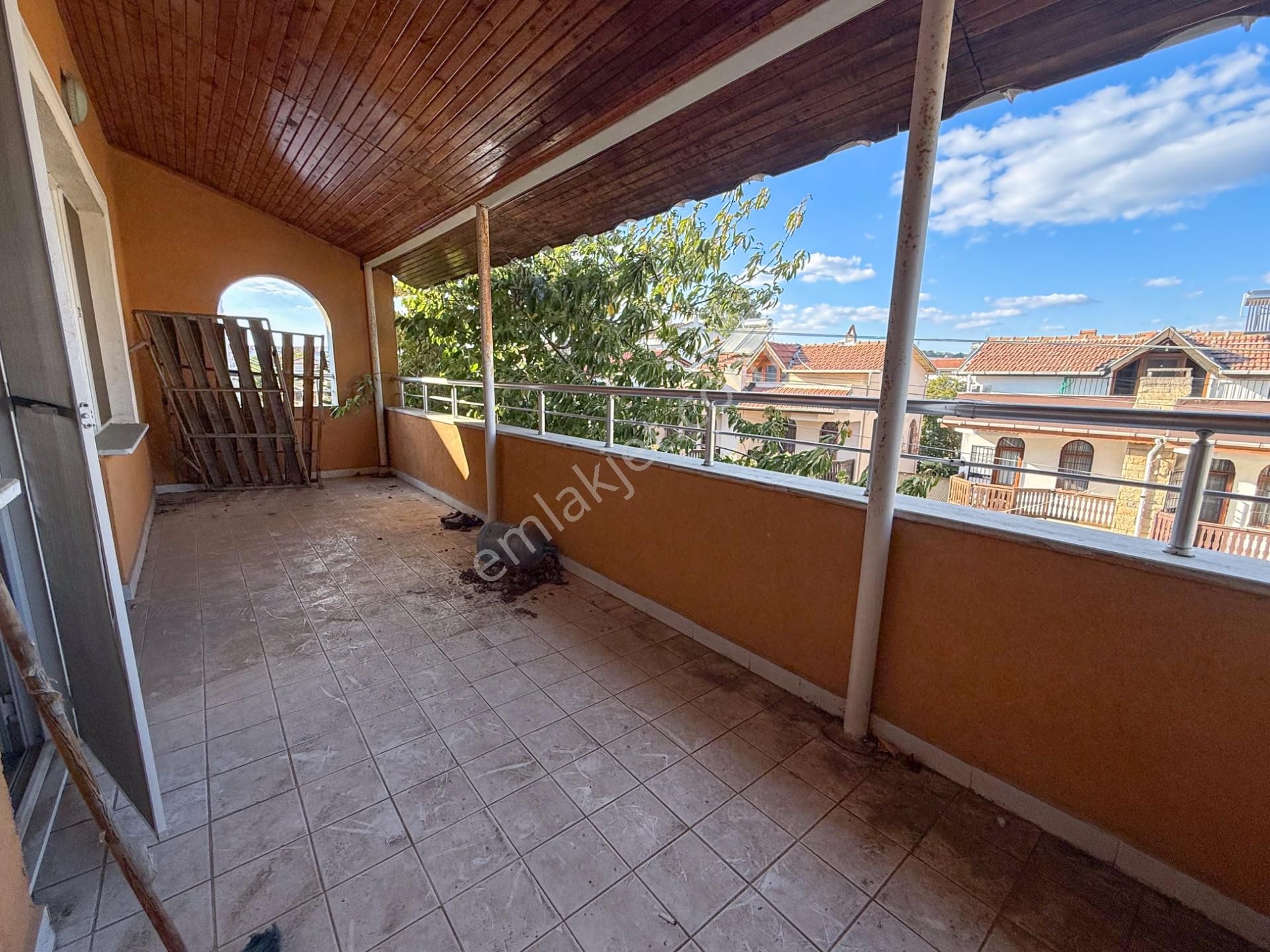 Kumbağ Caddenin Deniz Tarafında 5+1 Tripleks Saunalı Villa - Görsel 27