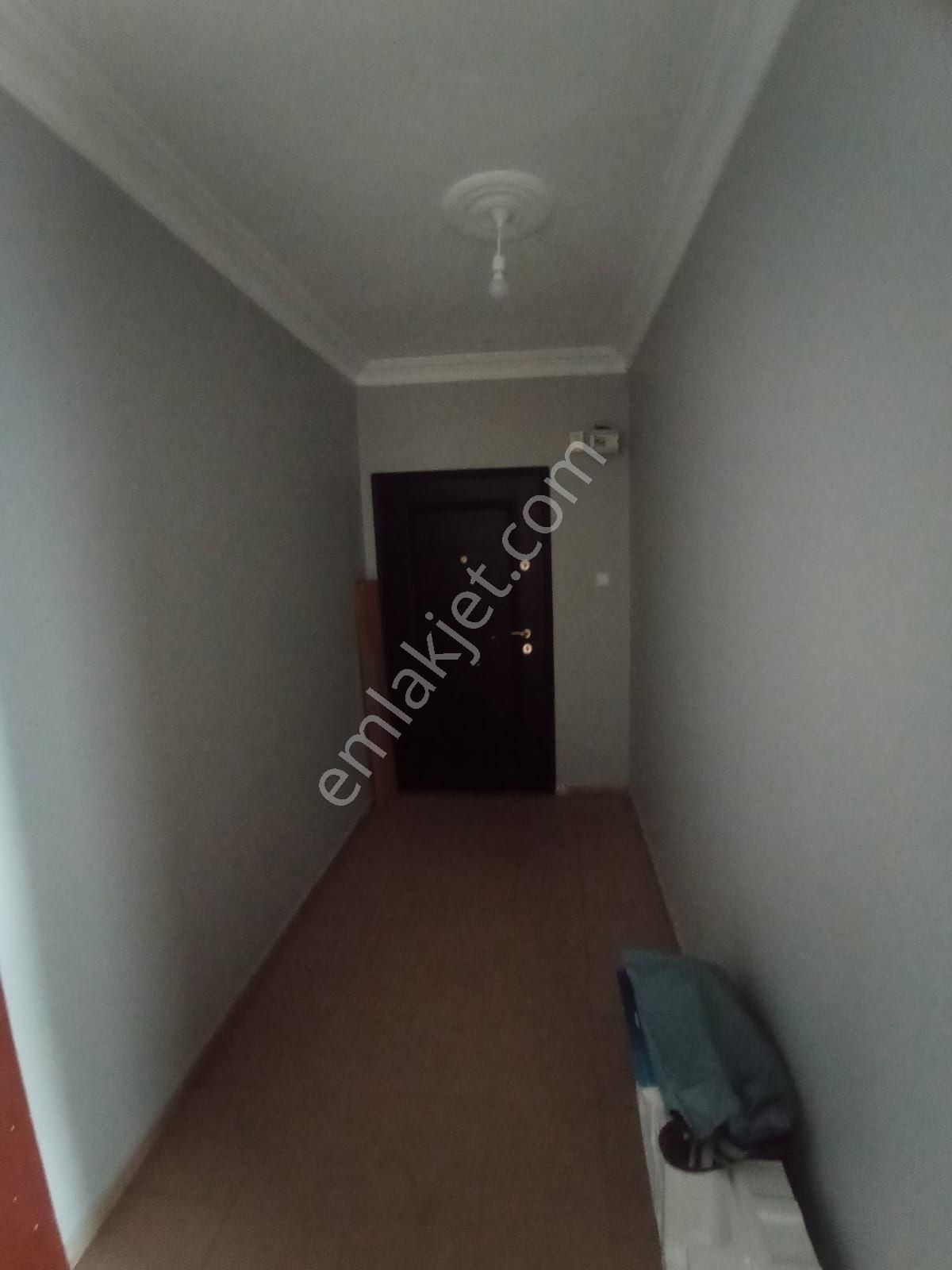 Sivas Yıldız Gayrımenkul'den Bankalar Caddesi Kiralık 2+1 Ofis (asansörlü) - Görsel 7