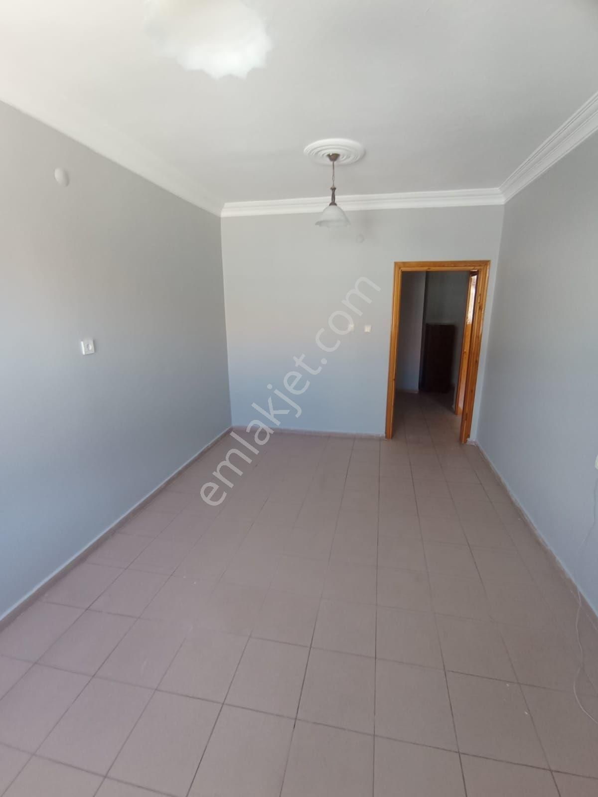 Sivas Yıldız Gayrımenkul'den Bankalar Caddesi Kiralık 2+1 Ofis (asansörlü) - Görsel 6