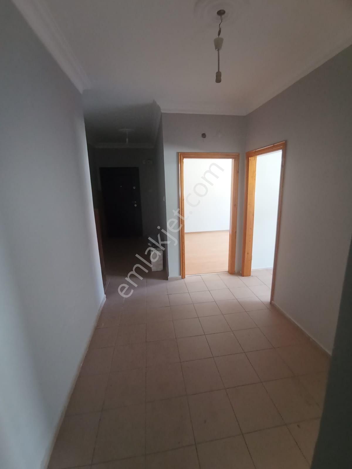 Sivas Yıldız Gayrımenkul'den Bankalar Caddesi Kiralık 2+1 Ofis (asansörlü) - Görsel 10