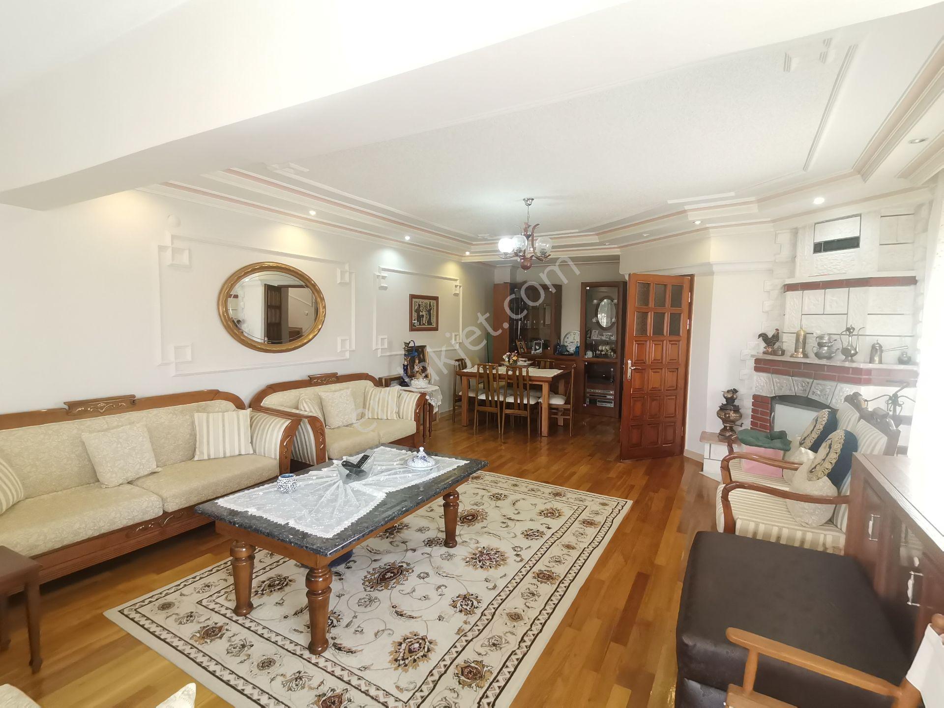 Hakimler Köyünde Tamamen Özel Ahşap Yapılı Satılık Lüks Villa - Görsel 6