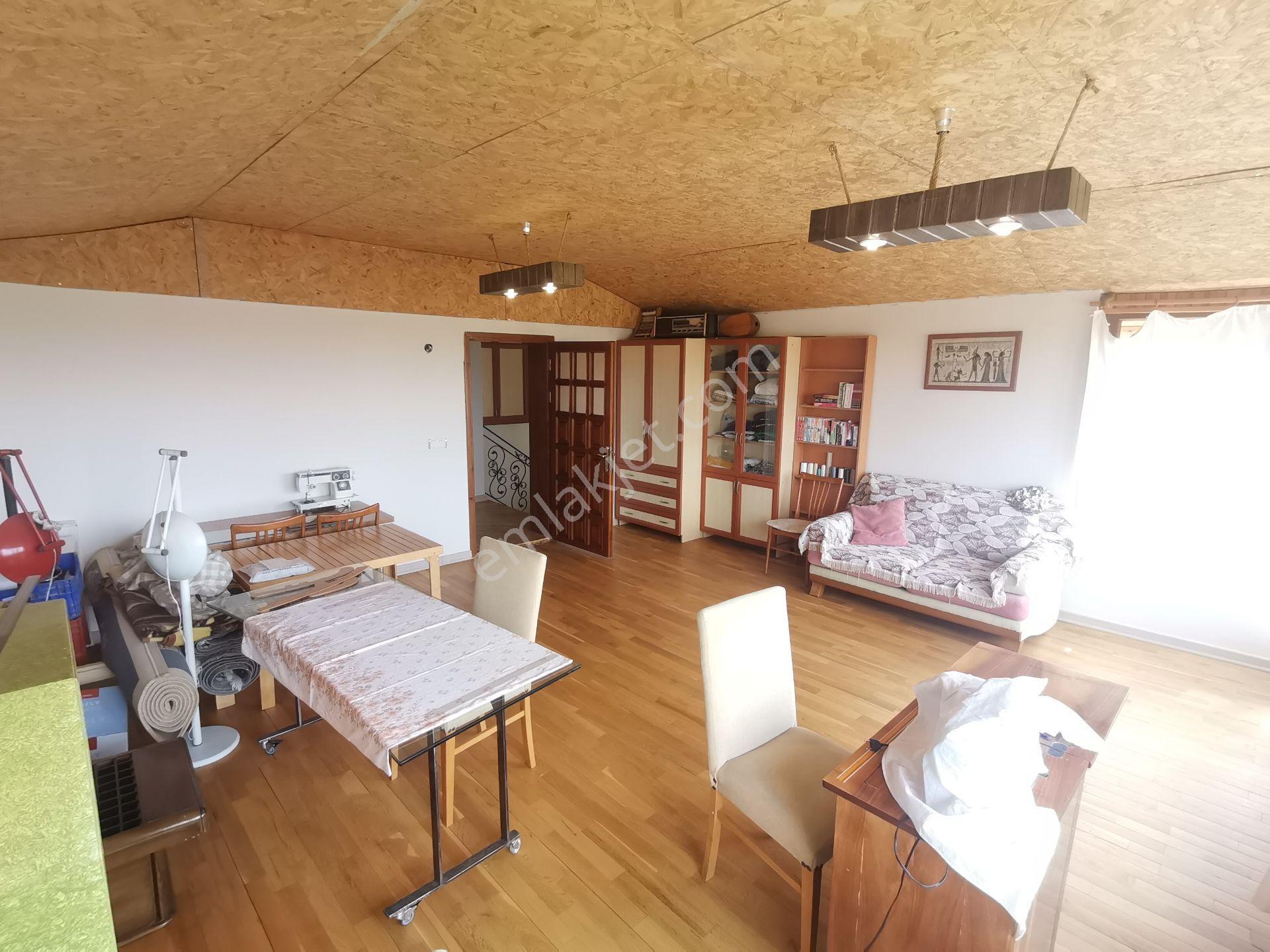 Hakimler Köyünde Tamamen Özel Ahşap Yapılı Satılık Lüks Villa - Görsel 25