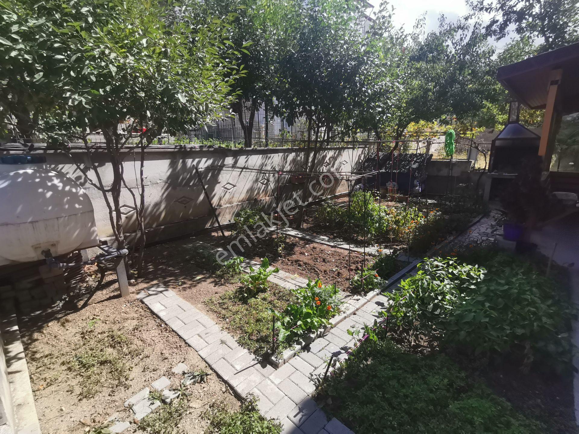 Hakimler Köyünde Tamamen Özel Ahşap Yapılı Satılık Lüks Villa - Görsel 32