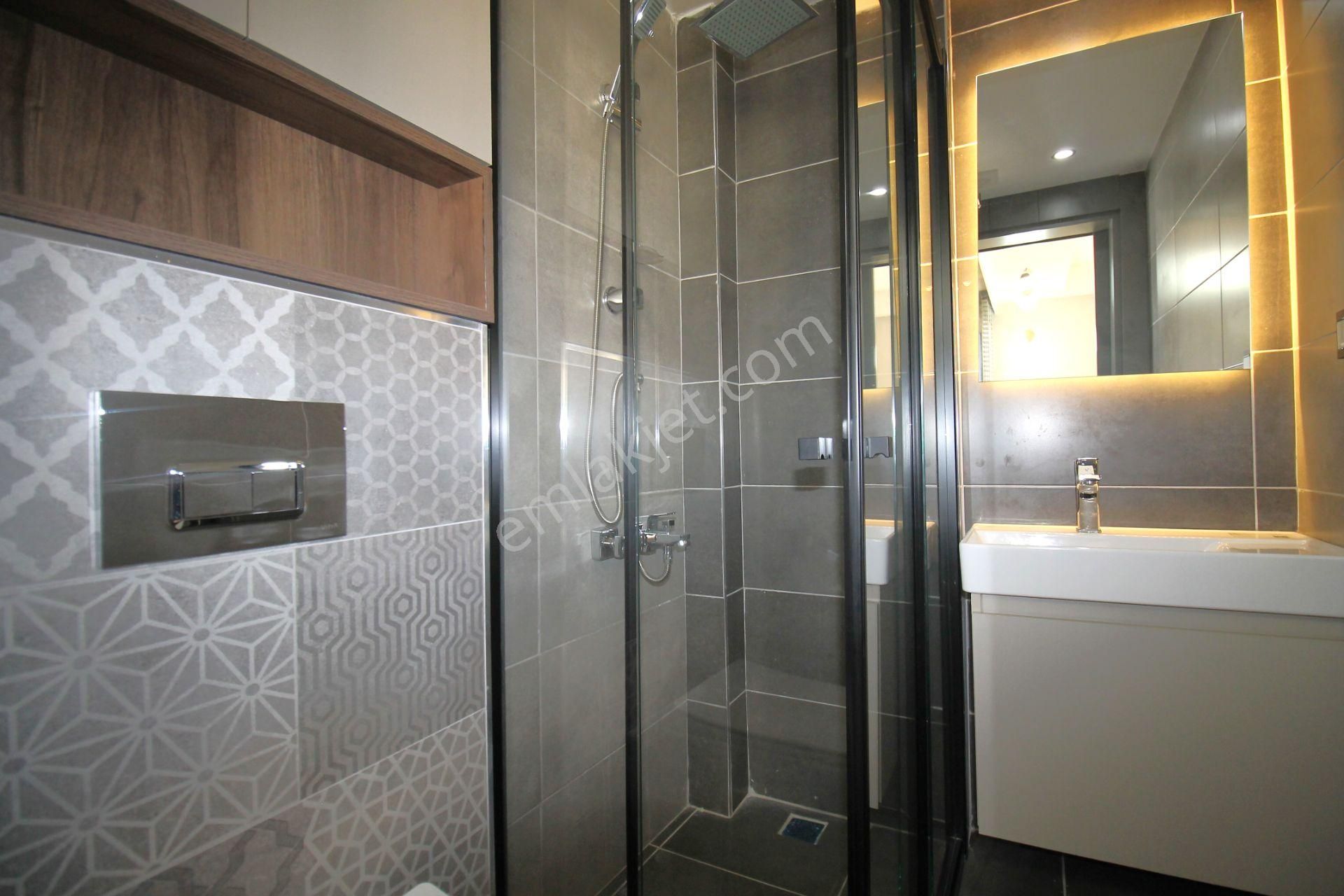 Retro’dan 50.yıl Mah’de Tüm Sekmelerinizi Kapatacak Lüks 2+1 - Görsel 11