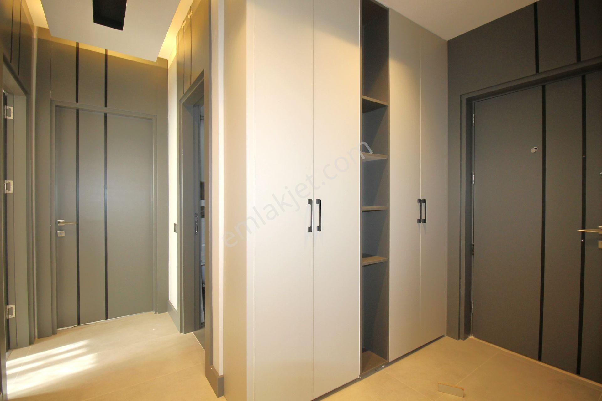 Retro’dan 50.yıl Mah’de Tüm Sekmelerinizi Kapatacak Lüks 2+1 - Görsel 16