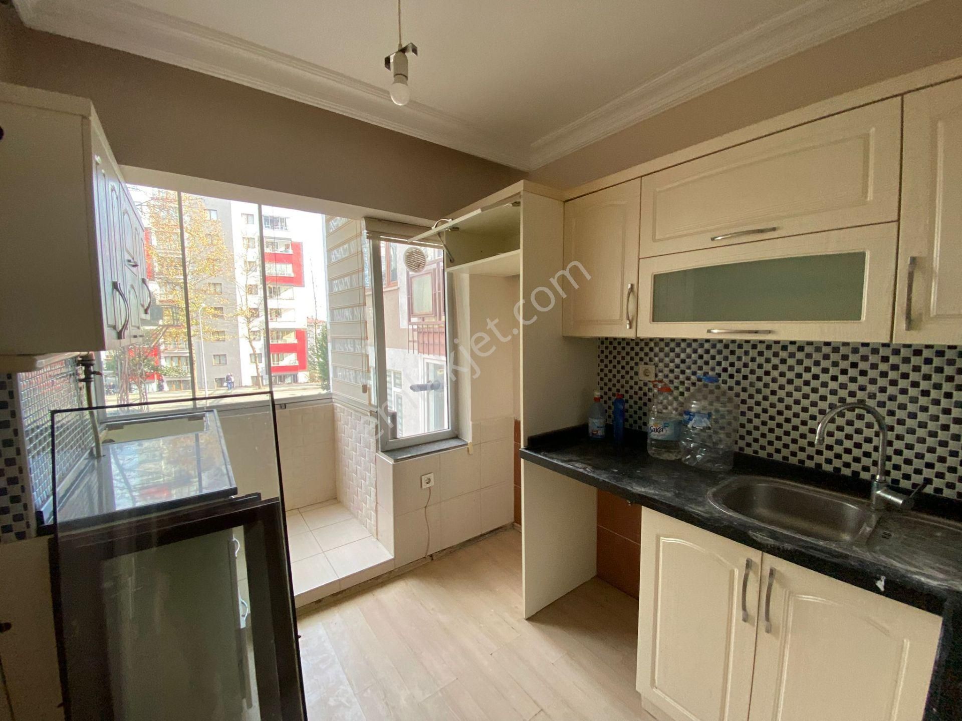 Trabzon Çukurçayır Ceylan Kent Sitesi'nde 3+1 Kiralık Daire - Görsel 15